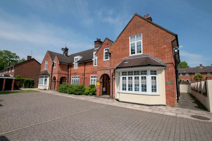 2 Bedroom Flat To Rent In Seymour Road, Shirley, Southampton, SO16