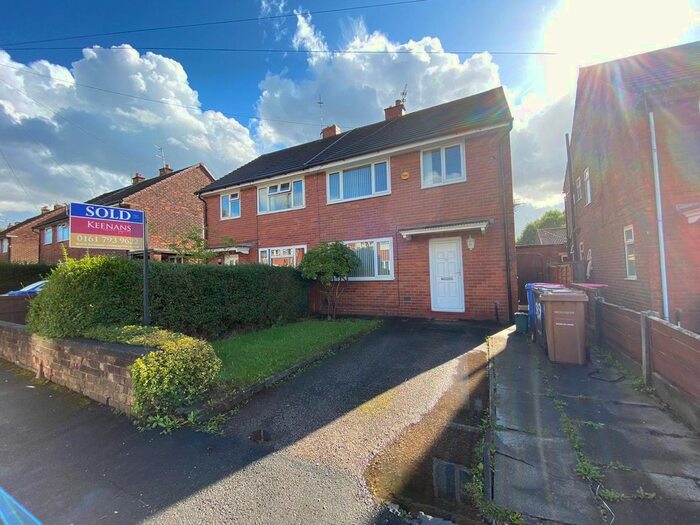 3 Bedroom Semi-Detached House To Rent In Worsley Avenue, Manchester, M28