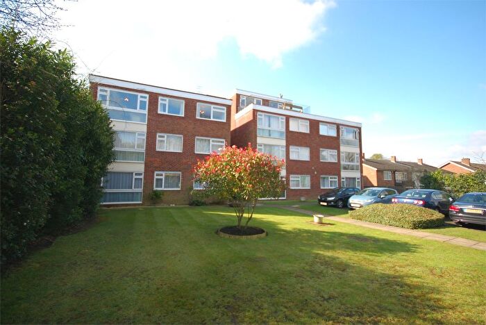2 Bedroom Flat To Rent In Pentlands, Foxgrove Road, Beckenham, BR3