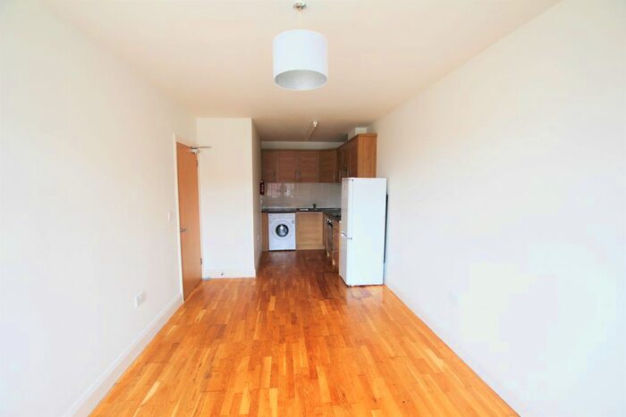 1 Bedroom Flat To Rent In Mannion Court, Scotland Green, Tottenham, London N17