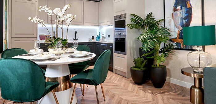 2 Bedroom Apartment To Rent In Royal Exchange, London, KT1