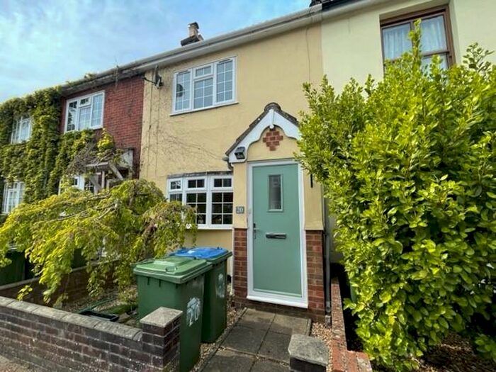 2 Bedroom House To Rent In Queenstown Road, Shirley, SO15