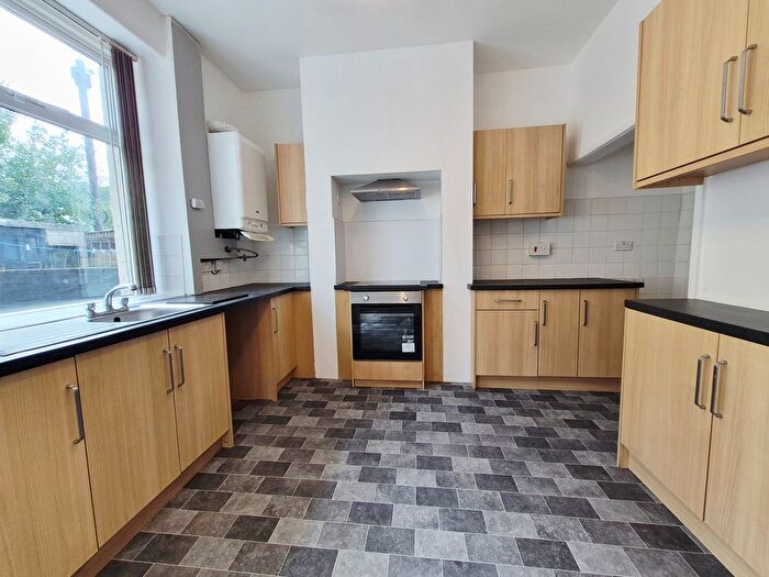 3 Bedroom Property To Rent In Lloyd Street, Darwen, BB3