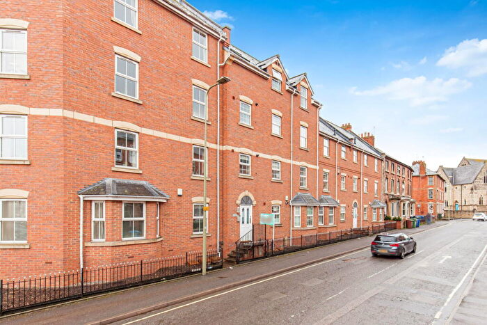 2 Bedroom Apartment For Sale In Marlborough Road, Banbury, OX16