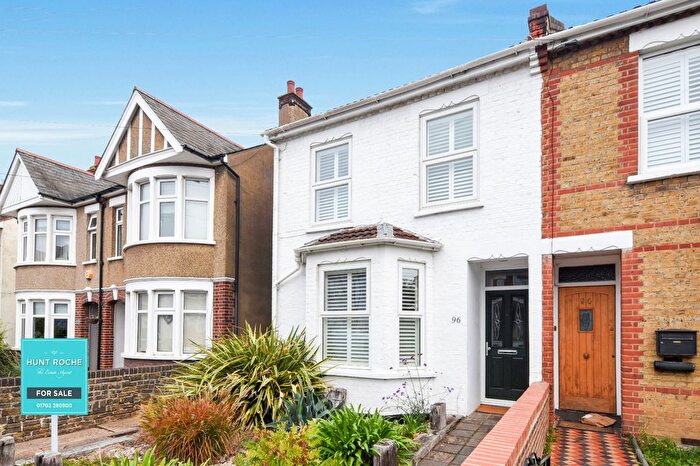 3 Bedroom Semi-Detached House For Sale In High Street, Shoebury Village, Shoeburyness, Essex, SS3