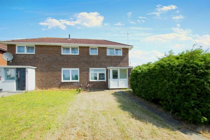 3 Bedroom Semi-Detached House To Rent In Tulip Tree Close, Pinehurst, Swindon, SN2