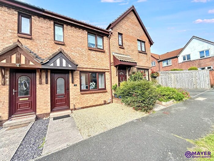 2 Bedroom Terraced House For Sale In Barnfield Drive, Plymouth, PL7