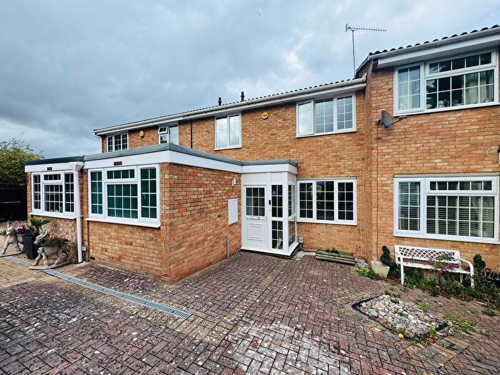 2 Bedroom Terraced House To Rent In Avonmead, Swindon, SN25