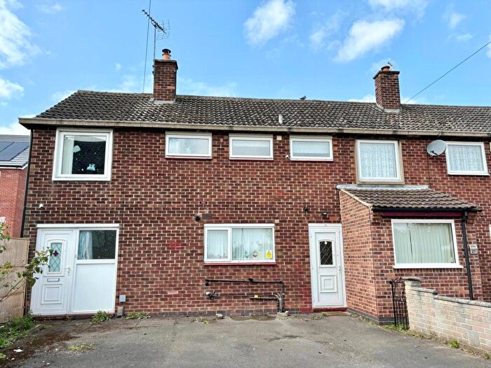 3 Bedroom Semi-Detached House To Rent In Great Hoggett Drive, Beeston, Nottingham, NG9