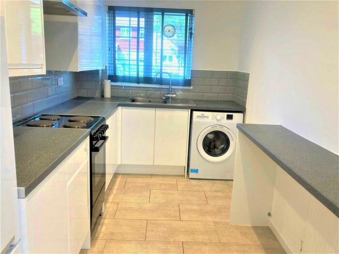 1 Bedroom Maisonette To Rent In Emerald Close, Beckton, E. Ts, E16