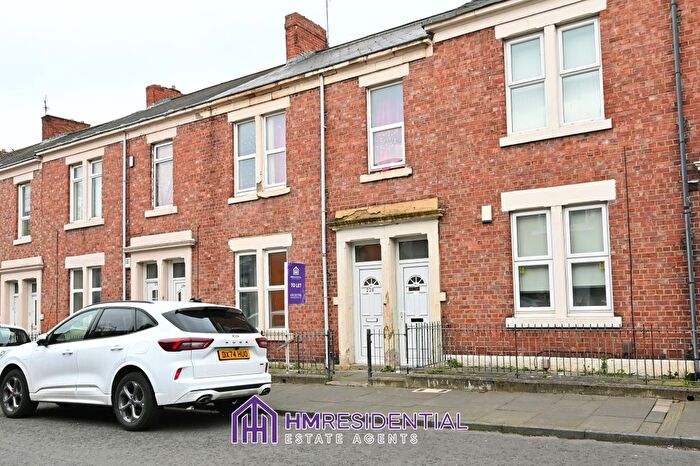2 Bedroom Flat To Rent In Croydon Road, Arthurs Hill, Newcastle Upon Tyne, NE4