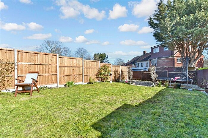 3 Bedroom Terraced House For Sale In Sutton Common Road, Sutton, Surrey, SM1