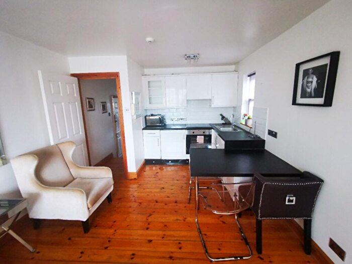 Apartment To Rent In Amhurst Road Studio E, E8