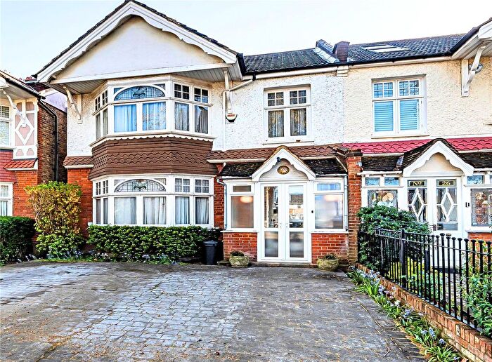 4 Bedroom Semi Detached House For Sale In Clifden Road, Twickenham, TW1
