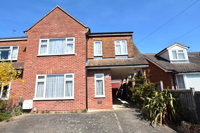 3 Bedroom Semi-Detached House To Rent In Loyd Road, Didcot, Oxfordshire, OX11