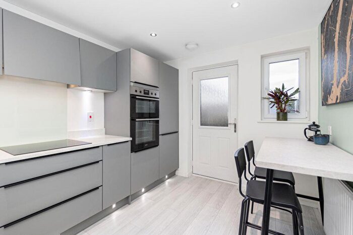 3 Bedroom Detached House For Sale In Amos Crescent, Corstorphine, Edinburgh, EH12