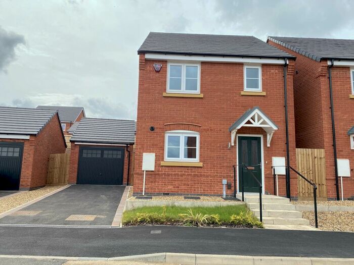 3 Bedroom House To Rent In Pankhurst Way, Shepshed, Leicestershire, LE12