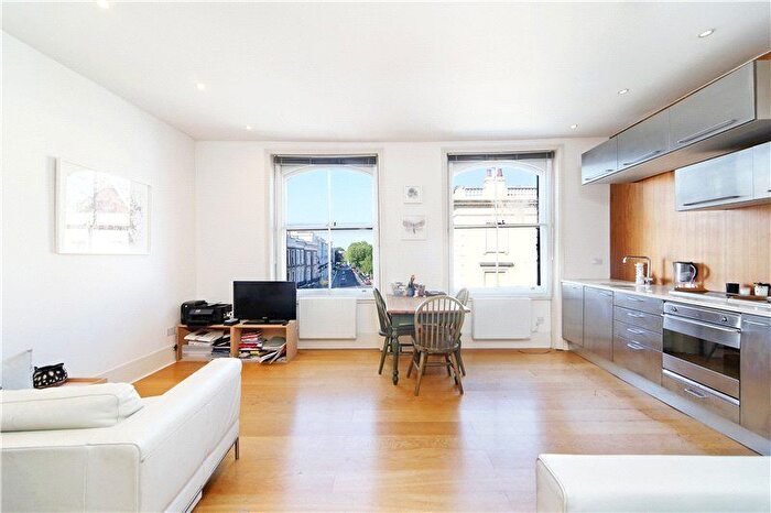 1 Bedroom Flat To Rent In Portobello Road, London, W11