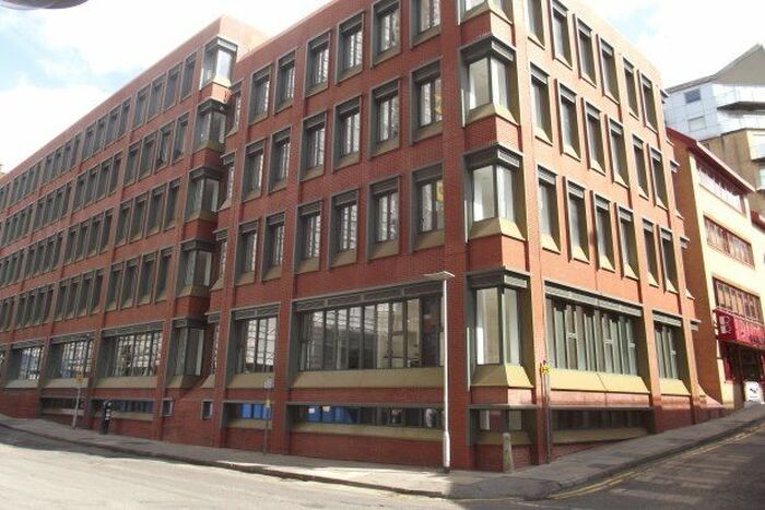 1 Bedroom Flat To Rent In Garrard House, Reading, RG1