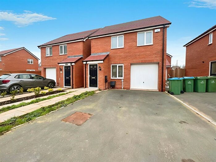 3 Bedroom Detached House To Rent In Warrington Lane, Coventry, CV6