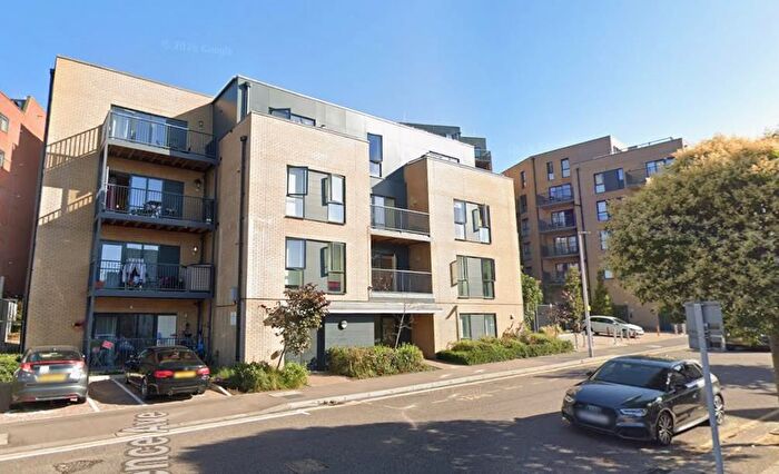 2 Bedroom Property To Rent In Clarence Avenue, Ilford, IG2