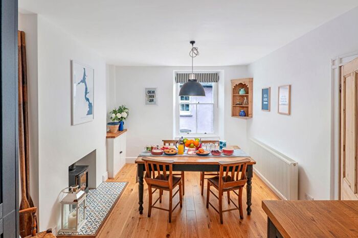 4 Bedroom Property For Sale In Bay House, South Ford Road, Dartmouth, TQ6