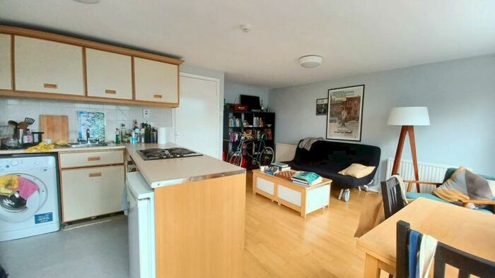 1 Bedroom Flat To Rent In Upper Street, Islington, N1