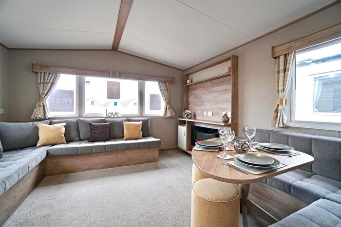 2 Bedroom Park Home For Sale In Seaview Avenue, West Mersea, Colchester, CO5