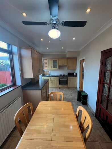 3 Bedroom Terraced House To Rent In Charlton Road, London, N9