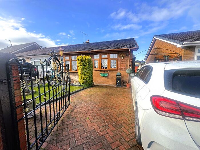 2 Bedroom Semi Detached Bungalow For Sale In Newman Road, Tipton, DY4