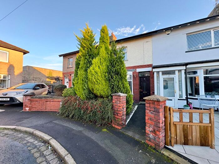 2 Bedroom Terraced House For Sale In Hawes Terrace, Burnley, BB10