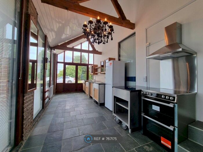 1 Bedroom Flat To Rent In Fern Road, Cropwell Bishop, Nottingham, NG12