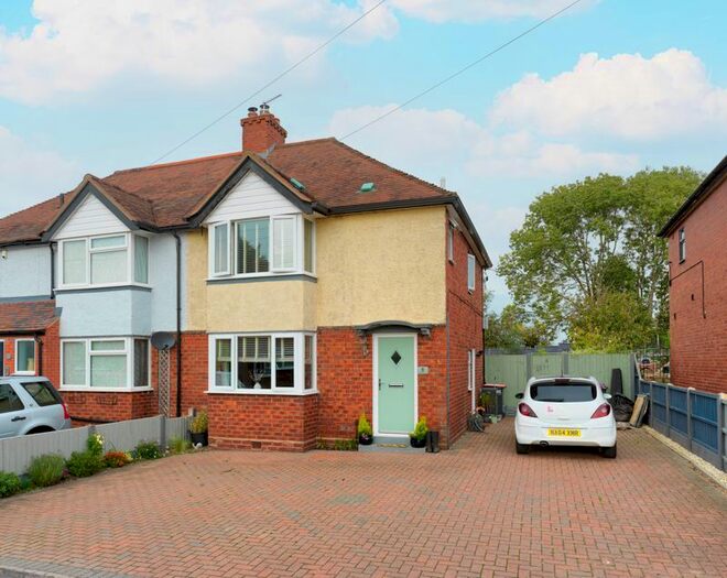 3 Bedroom Semi-Detached House For Sale In Meadow Drive, Walcot, Telford, TF6