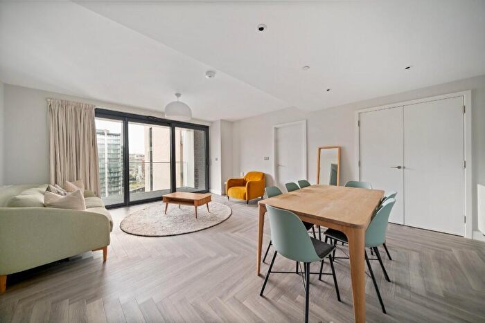 3 Bedroom Flat To Rent In Alameda, Olympic Way, Wembley, Brent, HA9