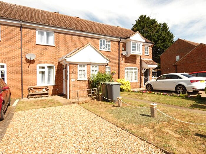 2 Bedroom Terraced House For Sale In The Paddocks, Potton, SG19