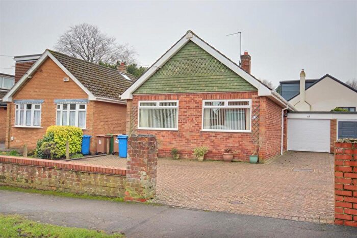 2 Bedroom Semi-Detached Bungalow For Sale In Annandale Road, Kirk Ella, Hull, HU10