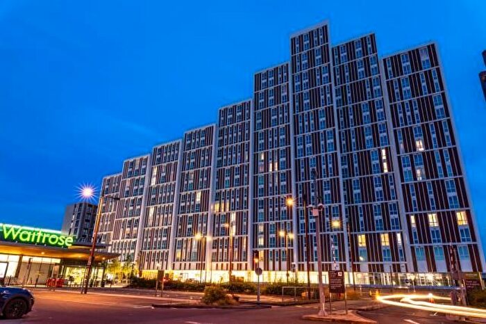 2 Bedroom Flat To Rent In Royal Winchester House, Bracknell, RG12