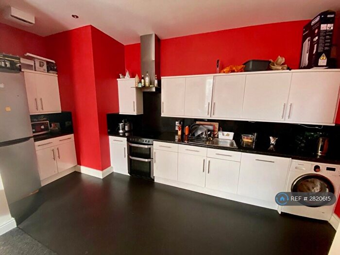 5 Bedroom Flat To Rent In Whiteladies Road, Bristol, BS8