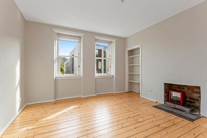 1 Bedroom Flat To Rent In St Leonards Street, Newington, Edinburgh, EH8