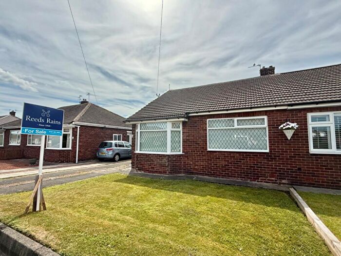 2 Bedroom Bungalow For Sale In Longhirst Drive, Wideopen, Newcastle Upon Tyne, Tyne And Wear, NE13