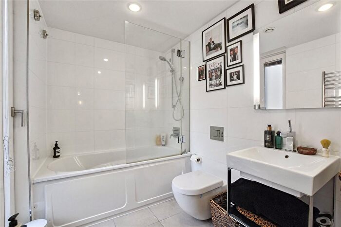 1 Bedroom Flat To Rent In Weymouth Street, London, W1W
