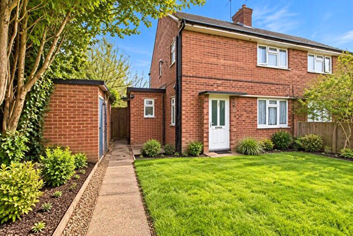 1 Bedroom Flat For Sale In Moss Drive, Basildon, Essex, SS16