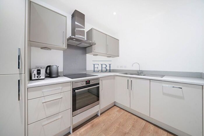 1 Bedroom Flat To Rent In Palm House, Sancroft Street, Vauxhall, SE11