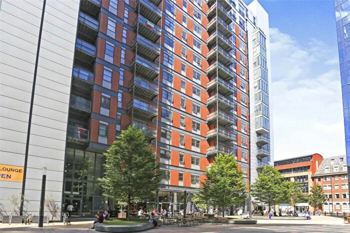 2 Bedroom Apartment To Rent In West Point Leeds, LS2