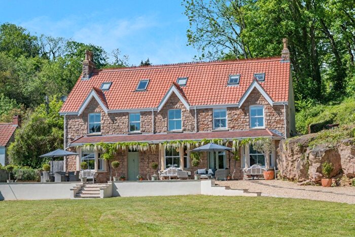 5 Bedroom Detached House For Sale In Walton Street, Walton-In-Gordano, BS21