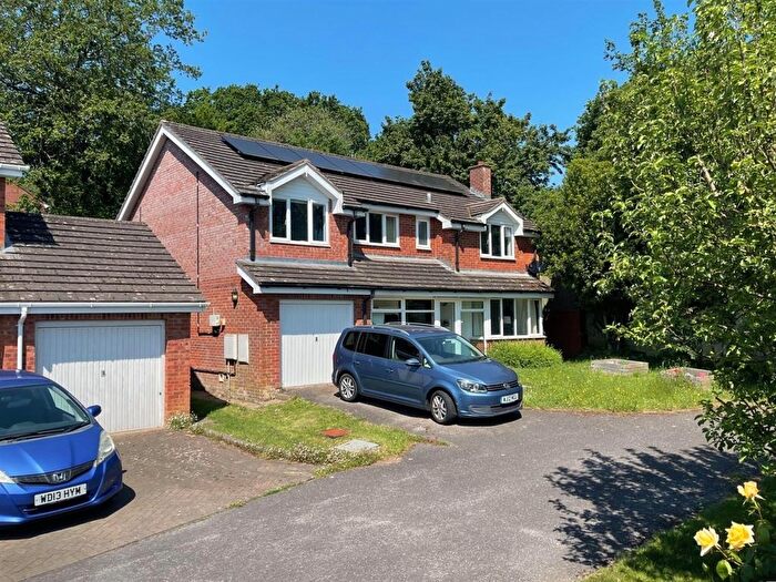 5 Bedroom Detached House For Sale In Stoke Valley Road, Pennsylvania, Exeter, EX4