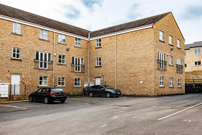 2 Bedroom Apartment For Sale In Mount Lane, Brighouse, HD6