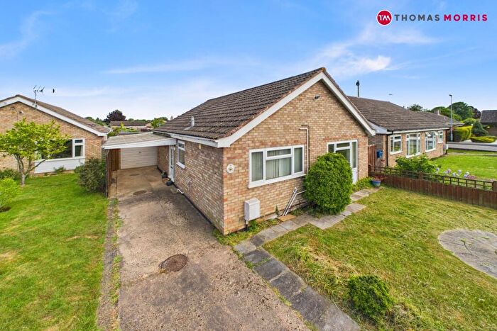 3 Bedroom Bungalow For Sale In Meadow Way, Earith, Huntingdon, Cambridgeshire, PE28
