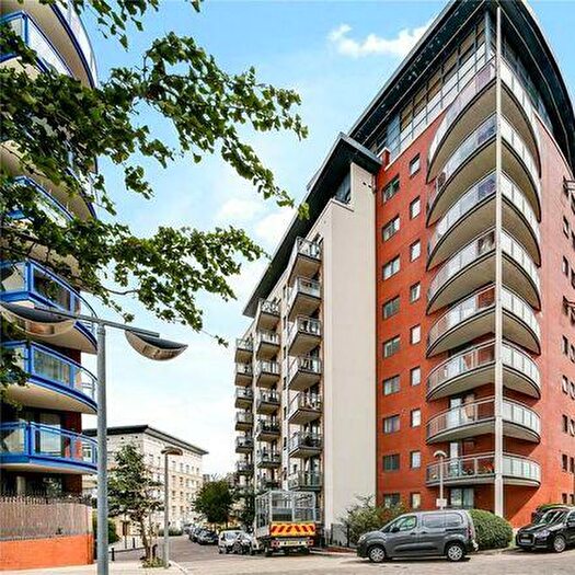 1 Bedroom Apartment To Rent In Galaxy Building, Crews Street, Isle Of Dogs, Canary Wharf, London, E14