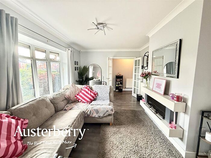 3 Bedroom Semi-Detached House For Sale In Ulverston Road, Stoke-On-Trent, ST3